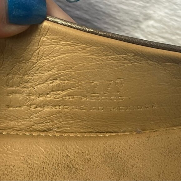 Elegant Women's Loafers in Metallic Brown - Picture 12 of 16